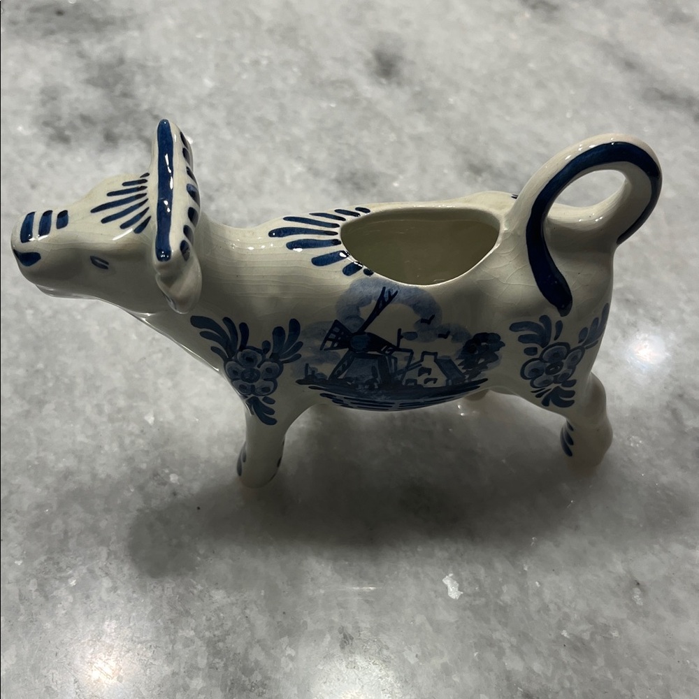 Vintage Delft Blue Hand-Painted Cow Creamer – Holland